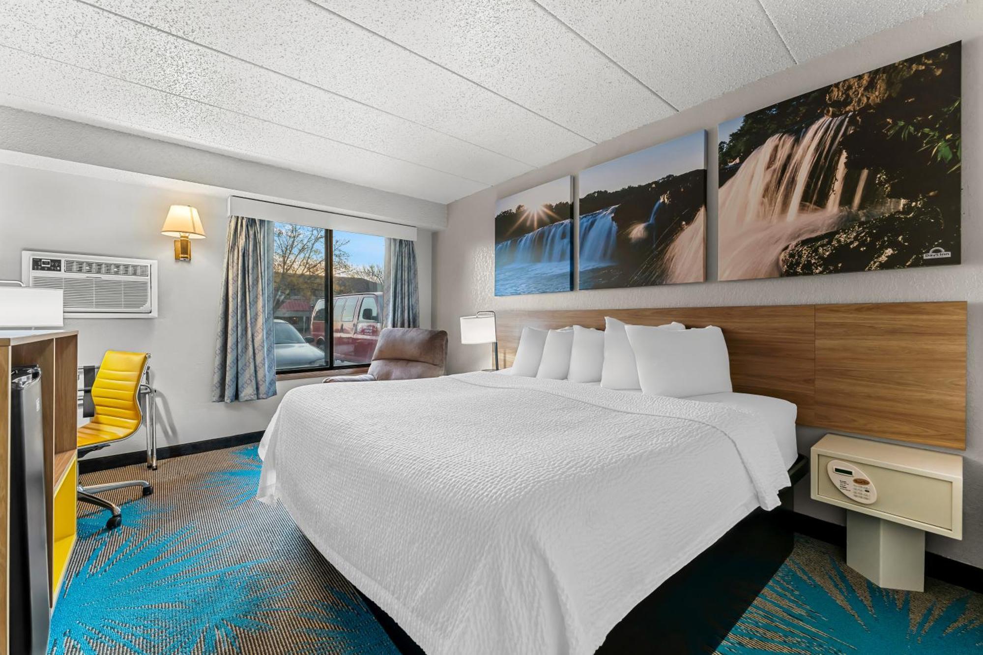 Days Inn By Wyndham Су-Фолс Экстерьер фото