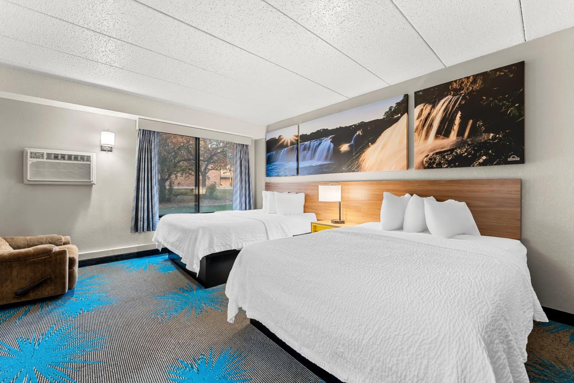 Days Inn By Wyndham Су-Фолс Экстерьер фото