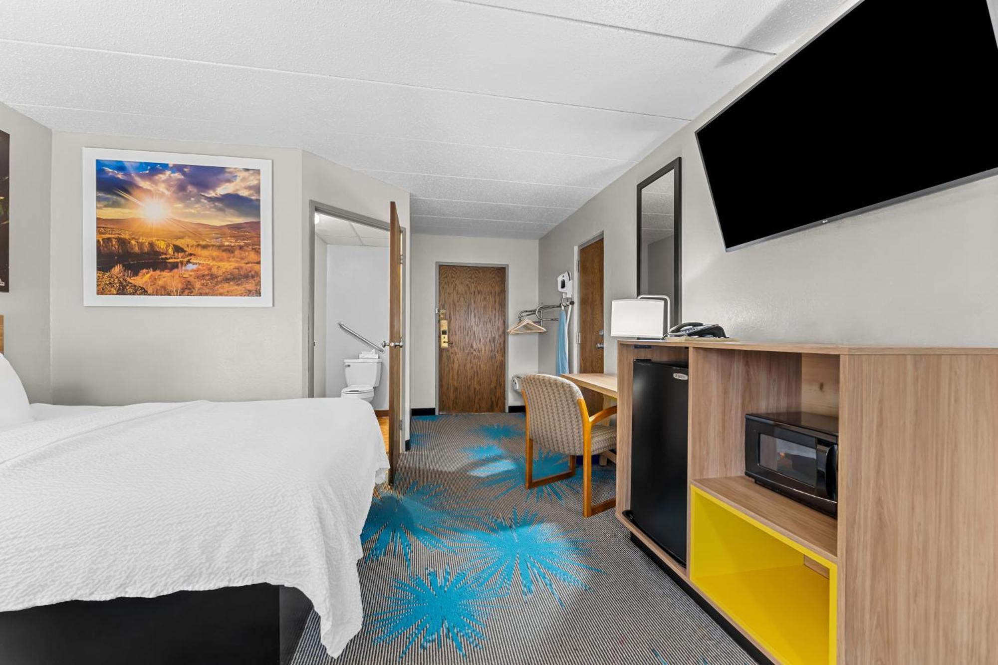 Days Inn By Wyndham Су-Фолс Экстерьер фото